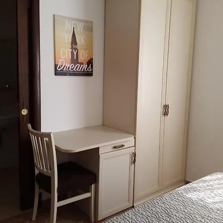 Isa Bed & Breakfast *
