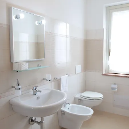 Isa فندق مبيت وإفطار Drapia