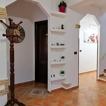 Isa Bed & Breakfast