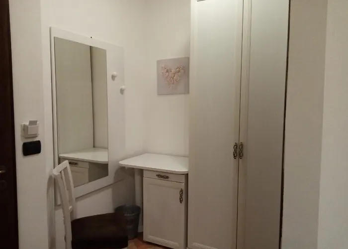 לינה וארוחת בוקר Isa Drapia