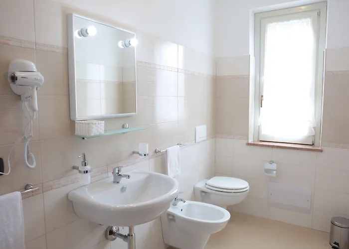 Isa לינה וארוחת בוקר Drapia