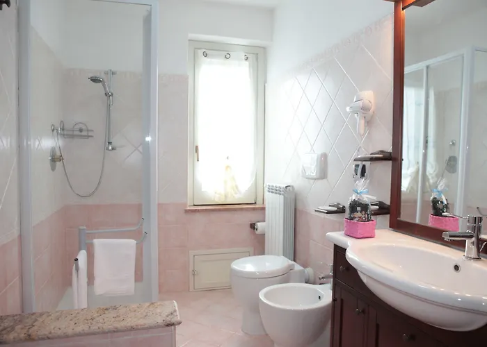 לינה וארוחת בוקר Isa